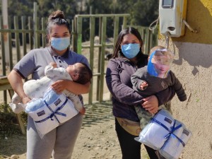 13.08 Familias de campamentos recibieron ajuares 2-min