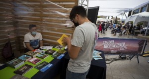 Feria del libro de Ovalle continúa con éxito presencial y virtual