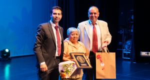 Nueve ovallinas fueron destacadas en la conmemoración del Día Internacional de la Mujer.